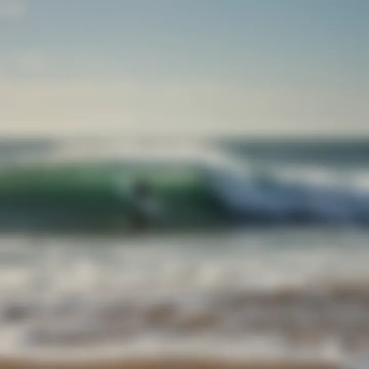 Waves crashing on the shore, ideal conditions for kite surfing